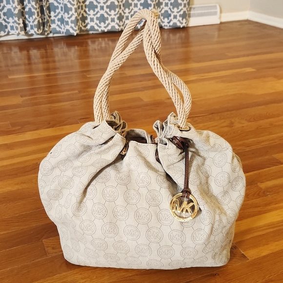 Michael Kors Drawstring Hobo Bag - Picture 1 of 15